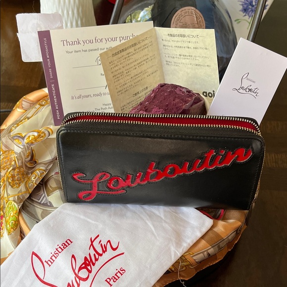 Christian Louboutin Black Wallet with Red Script - Picture 9 of 11